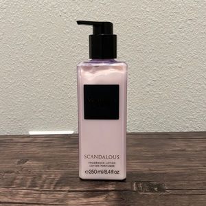 Victoria secret scandalous full size lotion new